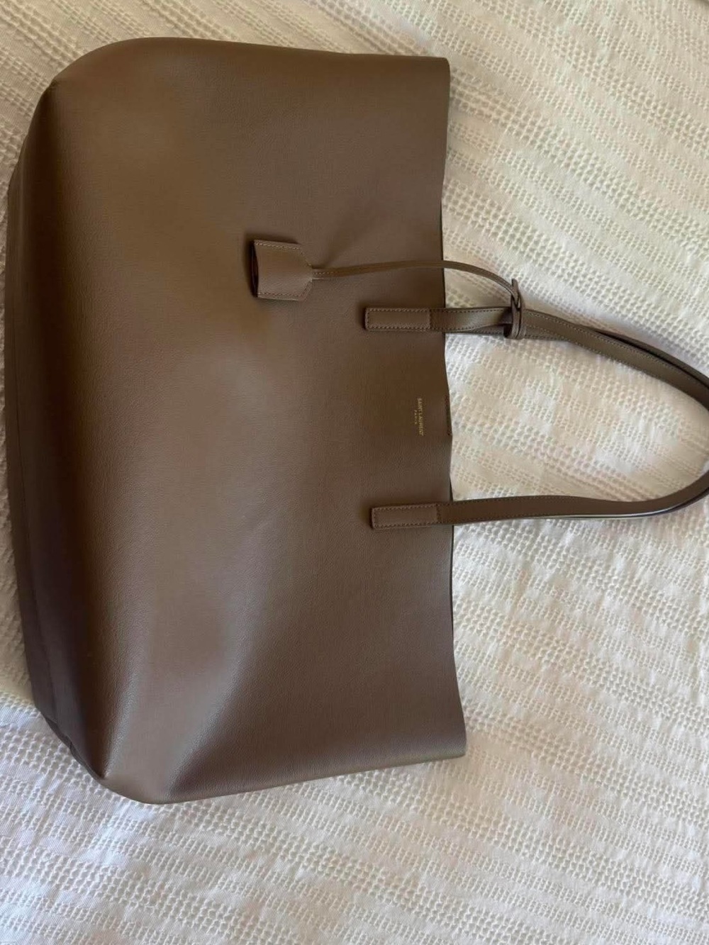 Saint Laurent Tote Bag - Picture 9 of 10